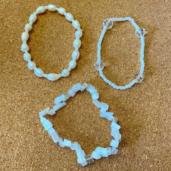 3 Bracelet Lot Pearl Natural Stone And Beads - Picture 1 of 4